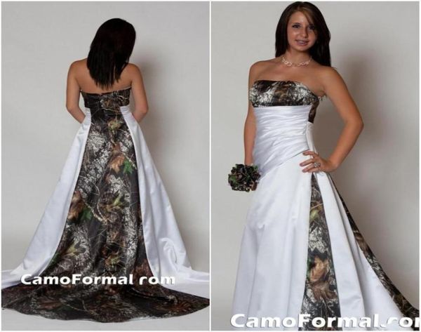 2016 Novo vestido de noiva de camuflagem sem alças com gleats Empire cintura um trem de linha de linha realtree camuflagem de camuflagem vestidos de noiva6886709