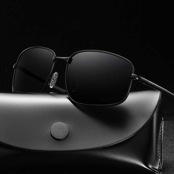 2024 Новые солнцезащитные очки Классические квадрат 207 Солнцезащитные очки женские металлические весенние ноги Поляризованные солнцезащитные очки