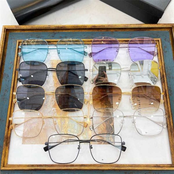 2024 Designer moda novo designer de luxo Óculos de sol Double b caixa grande cor lisa lenta espelho de luz lumin
