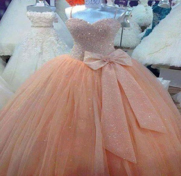 Glänzende Paillettenbling -Prinzessin Ballkleid Prom Kleider Orange Vintage Quinceanera Partykleider mit Bow Spaghetti -Trägern Boden Leng1665274