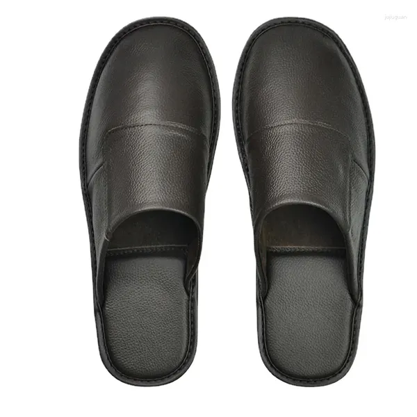 Slippers Fashion Luxo de couro genuíno de couro artesanal House Male Inverno deslize em um quarto de conforto suave sapatos de homem plano interno