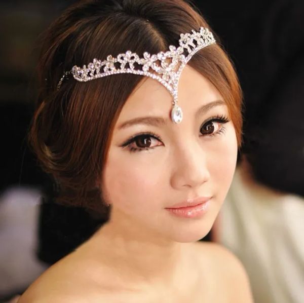 Chieni in stile coreano Donne Austria Crystal V forma caduta d'acqua Tiara corona per capelli Bes di sposa Ornamenti per capelli per i capelli per le trecce