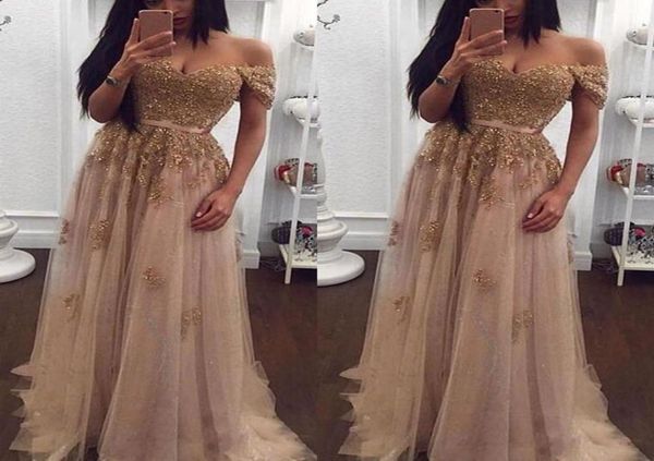 Champagne Lace in rilievo dalla spalla Abiti da sera araba Sweetheart Aline Tulle Adust Vintage Eap -Eap Formal Prom Party G2490582