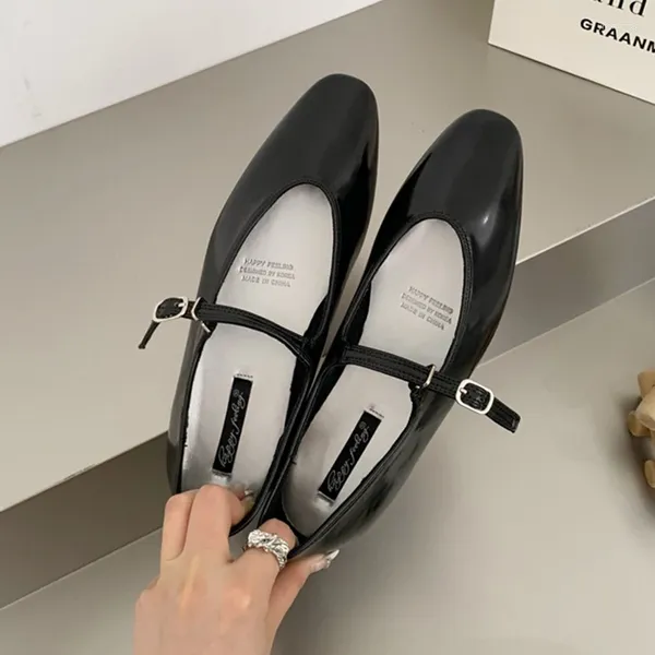 Sıradan Ayakkabı 2024 Bahar Sonbahar Düz Mary Janes Kadın Şeker Renkli Yumuşak Deri Bale Daireler ayak bileği kayış rahat mokaasinler için