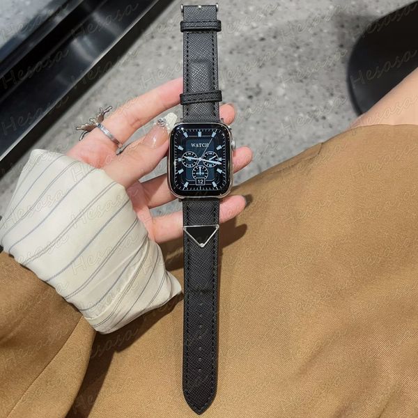 Luxurys Akıllı Kayışlar Apple Iwatch için Saat Bandı 9 7 8 6 5 4 3 2 SE Premium Deri Retro Mektup Tasarımcısı Değiştirme Bilek Bant Akıllı Saatler 42mm 44mm 45mm 49mm