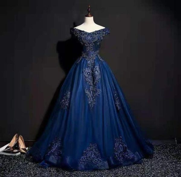 Luxusperlen Blau Quinceanera Kleider Ballkleid von Schulterboden langlange Abschlussball Party Süße 16 Kleid -Applikationen Lace3190181