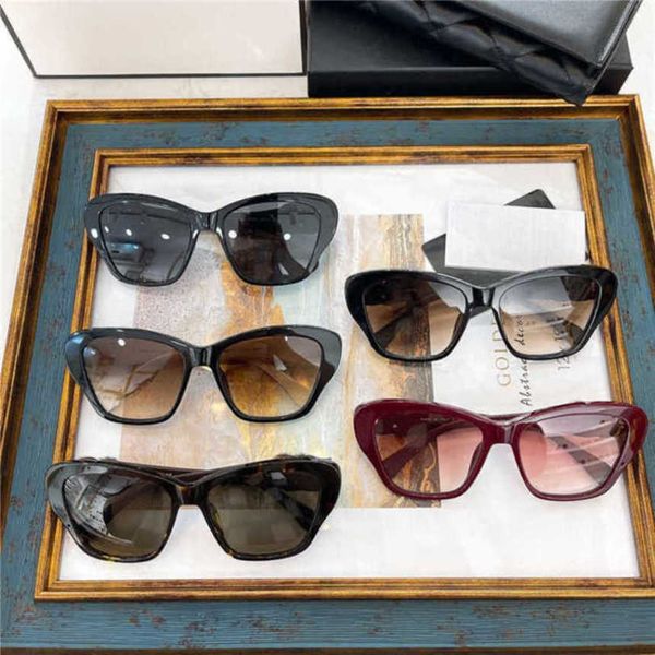 2024 Neue hohe Qualität 10% Rabatt auf Luxusdesignerin neuer Sonnenbrillen für Männer und Frauen 20% Rabatt auf 22 Xiaoxiangfeng Cat EyeLids Beinband Bohren im gleichen 5457QB