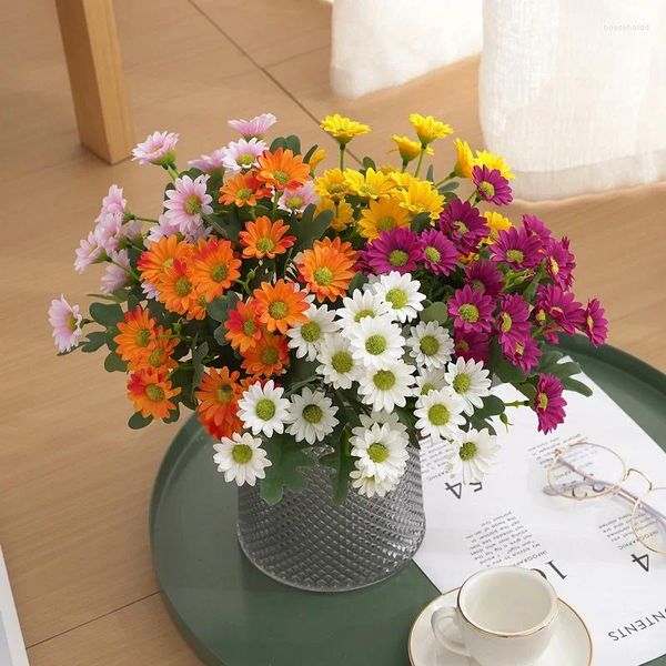 Flores decorativas simuladas Daisy Flower Bouquet seco Artificial Fake Silk Bunch para decoração de escritório em casa