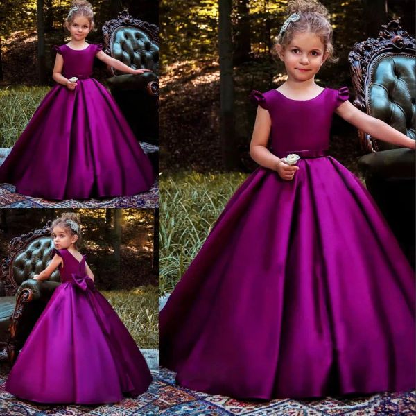 Kleider tief lila Erste Kommunionkleid elegante Aline satingereichte Bodenblumen Blumen Mädchen Kleider Kappe