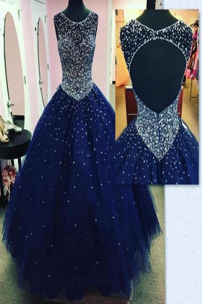 Marineblaue Abschlussballkleider Abend Kleidung mit vollem Perlenkristalle Top -Festzugskleider 2019 Bescheidene Mode schlüsselloch sexy Anlass Quinceanera D8034152