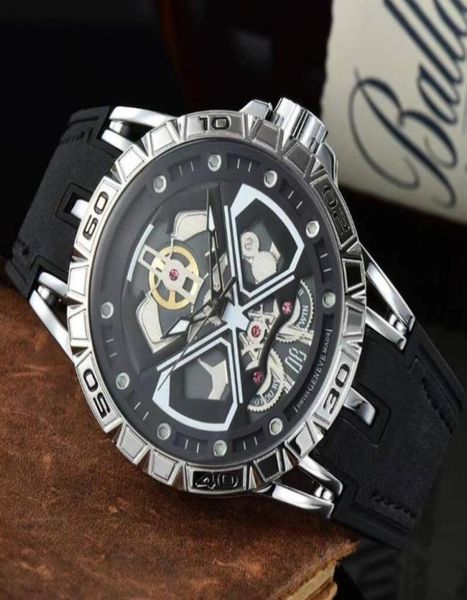 Luxus -Design Männer sehen große Zifferblatt Schweizer Genfer Herren Uhren Top Brand Man Quarz -Armbanduhren Excalibur Spinnenmodell Rot Blau Black Armbanduhr Sport Clock9701172