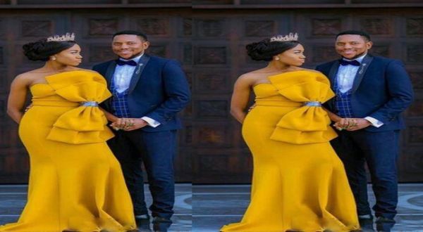 Arabien Big Bow Prom Kleider für Frauen südafrikanischer Satin trägerloser Abendkleider Dubai gelbe bodenlange formelle Partykleid5358935