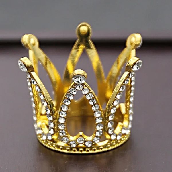 Großhandel kleine Metallkrone für Jungen Mädchen Baby Geburtstag Prom Tiaras Perlen Haarschmuck Baby Kuchen Ornamente Kopfzubehör