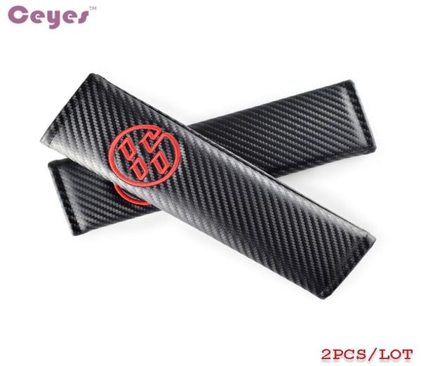 Araç karbon fiber emniyet kemeri kapağı 86 emniyet kemeri örtüsü için omuz pedleri araba stili 2pcs/lot3452804