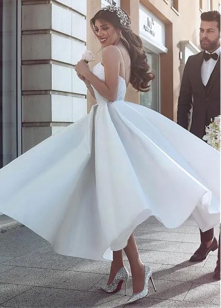 Vestidos vestidos de praia vintage vestido de noiva vestidos de espaguete tiras de tafetá comprimento de chá de renda sexy country vestidos de noiva