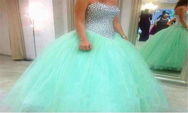 Bling Bling Crystal Silver Ball vestido de bola doce Mint Blue Quinceanera vestidos Tulle Bandagem Sexy Sixteen Sweetheart Party Prom D9941126