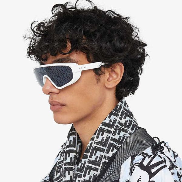 2024 Top -Designer 10% Rabatt auf Luxusdesignerin neuer Sonnenbrillen für Männer und Frauen 20% Rabatt auf 0084 F Watermark Mode Ski -Brille