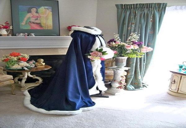 NEU VICTORIAN BRIDAL CAPE Navy Blue Elfenbein Satin mit Pelz -Trimm Hochzeit Umhang für Winter Spring 1655064