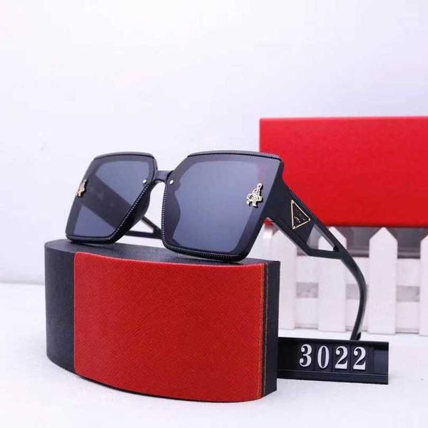 2024 Mode von Luxusdesigner neuer Männer- und Frauen -Sonnenbrillen vor Übersee für Männer Frauen großer Rahmen Allgemeiner Tourismusbrillen Special 3022