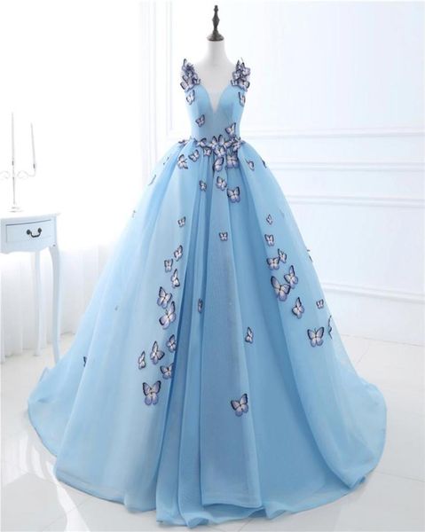 Vestidos de noiva vintage Blue colorido vestidos de noiva V Apliques de decote de decote de decote nas costas Apliques de borboleta sexy vestidos de noiva ID00888198979