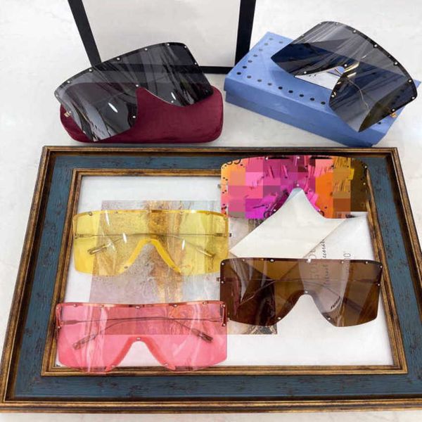 Óculos de sol da moda de alta qualidade 10% de designer de luxo Novo óculos de sol masculinos e femininos 20% de desconto em INS óculos de óculos Red Mesmo estilo feminino