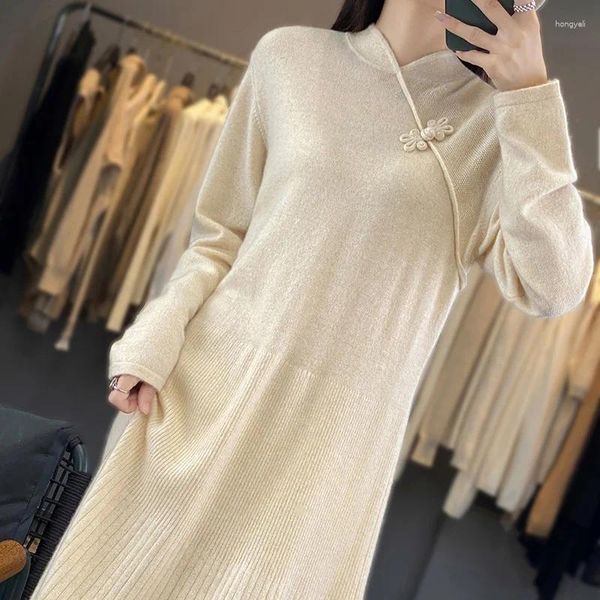 Abiti casual autunno/inverno abito in cashmere femmina femmina Buttona a maglia maglia a maglia cinese in stile nazionale di lana lunghezza del ginocchio