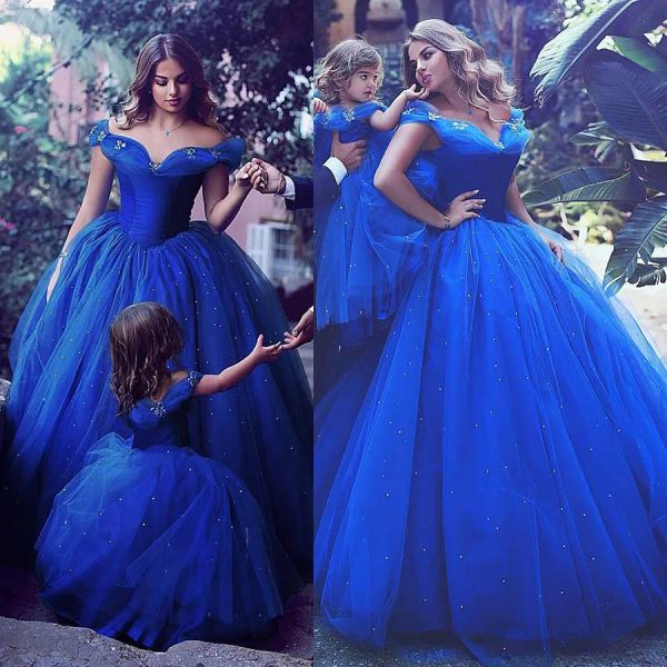 Abiti attraenti tulle Offtheshoulder Abito da palla da palla da palla con abiti da ballo blu royal blu rottano con farfalla d