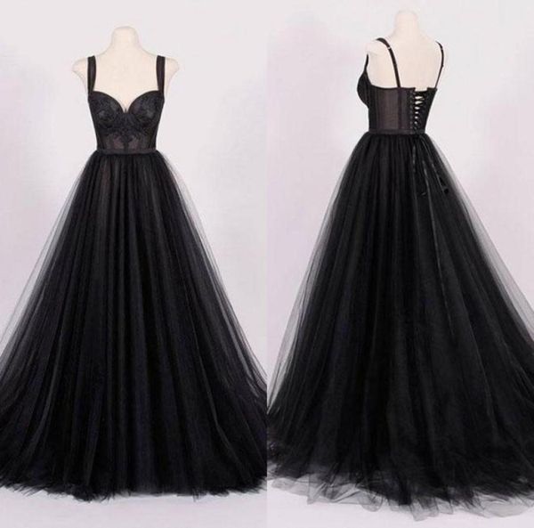 Amostra real de 2018 vestidos de noiva de tule preto vintage com apliques de renda as tiras de espaguete de coração lacta para trás vestidos de noiva en118049384