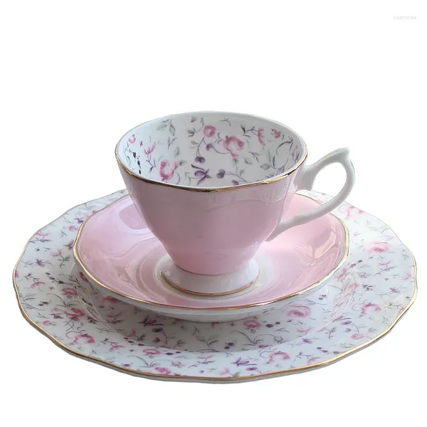 Tazze di piattino europei di caffè in porcellana di tazza di caffè in inglese tè tè rosso tè tepa set di ceramiche rosa carine