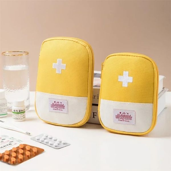 2024 Bolsa de medicina portátil Kit de primeiros socorros de primeiros socorros de emergência Médica Organizador ao ar livre Medicina de medicamento para compras de comprimidos Viagem