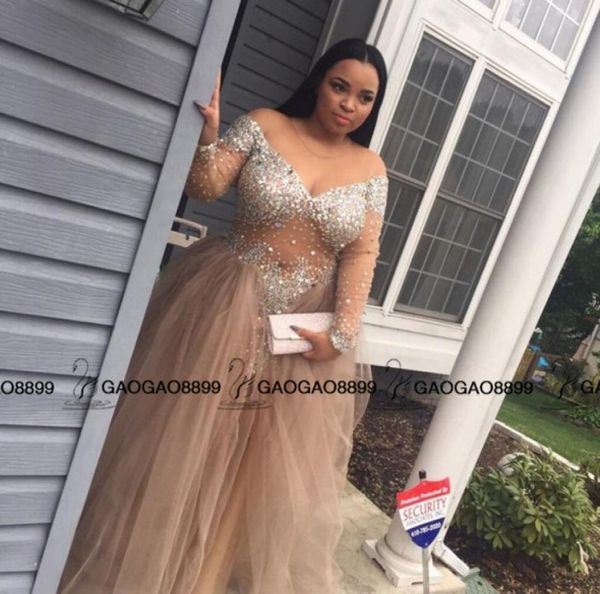 Champange lantejoulas de lantejoulas plus size de manga longa vestidos de uma linha preús de festa barata