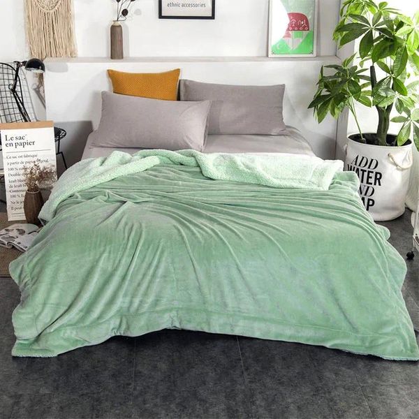 Одеяла Оптовая флисовая кровать одеяла Негабаритное супер мягкое теплый густой плюшевый вес уютный наружный шерпа