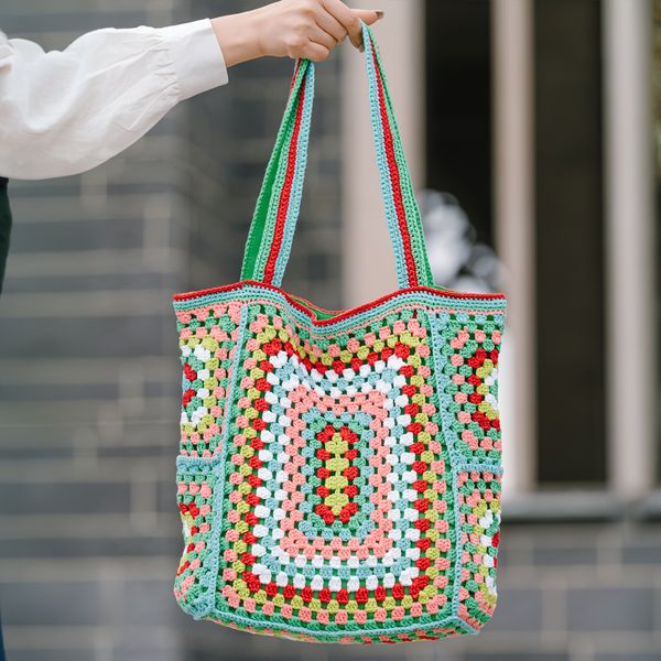 Tote bag a maglia colorata, borsa all'uncinetto bohémien per donne, borsa a tracolla in stile etnico per viaggi per le vacanze di viaggio