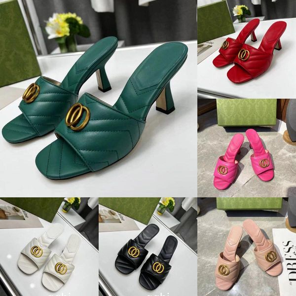 2024 Ladies High Heel Sandals Pantoffers Mode Designer Sommerkleider Flipflop Elegante reife Frauen Sandalen Größe 35-42