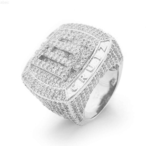 Примолаживание Вермейл Моассанит Кольцо Бланг 925 Серебряное серебро Полностью пав бриллианты кольца кольца хип -хоп ювелирные изделия для женщин мужской рэппер