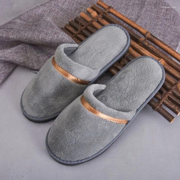 Hausschuhe 2024 Winter Warm Koralle Fleece Frauen Innenhause Flip Flops Weich bequeme weibliche Schuhe High-End-Damenrutschen