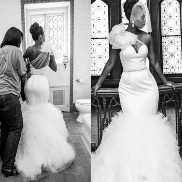 Abiti Abiti da sposa africani vintage con collo a valotto a una spalla più taglia abito da sposa perle araba ragazza nera matrice g Bridal g