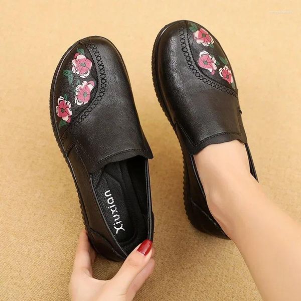 Sapatos casuais vintage PU couro de couro planos de balé de sapato designer feminino feminino feminino mocassins idosos fit mocassins confort