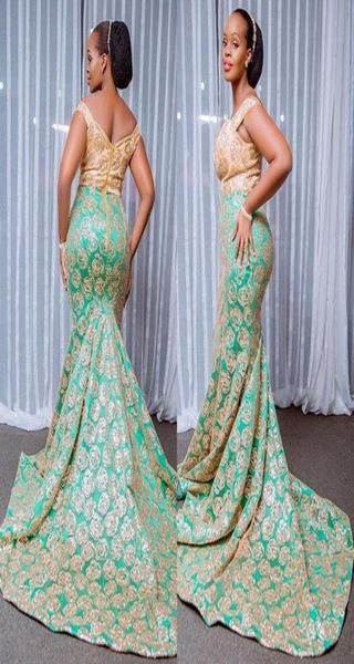 Vestido de baile verde de menta pálida coberta renda dourada sexy fora de ombro com zíper de zíper de ombro sem mangas de ombro charmos