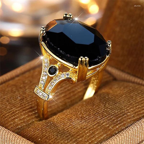 Eheringe Luxus Unisex Big Oval Black Stone für Frauen Männer antike goldene Farbe weibliche männliche Zirkonbänder Engagement Schmuck Cz