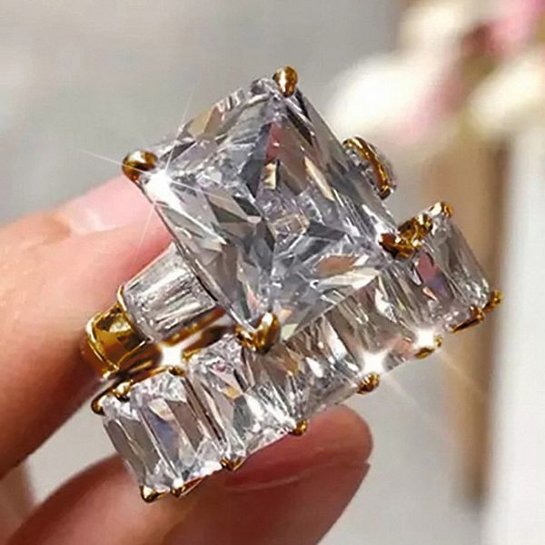 Anel de noivado de homens de moda, anel de ouro branco banhado CZ Big Ice Out Diamond Ring para meninas mulheres para a festa de casamento tamanho 6-10