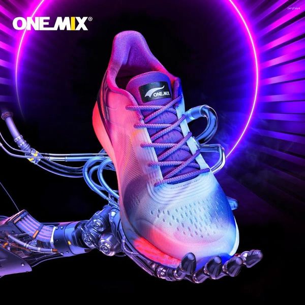 Повседневная обувь Onemix бегает для мужчин, сетчатая плетение дышащее на открытом воздухе спортивные спортивные места для женщин, пробежающих кроссовки