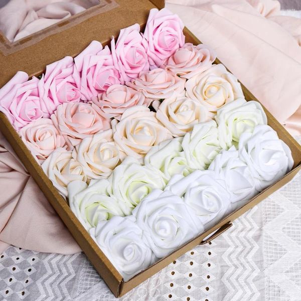 Fiori decorativi 10pcs 8cm in schiuma pe rosa artificiale per decorazioni per la casa dernomarde per la decorazione della festa finta accessori per corona da sposa