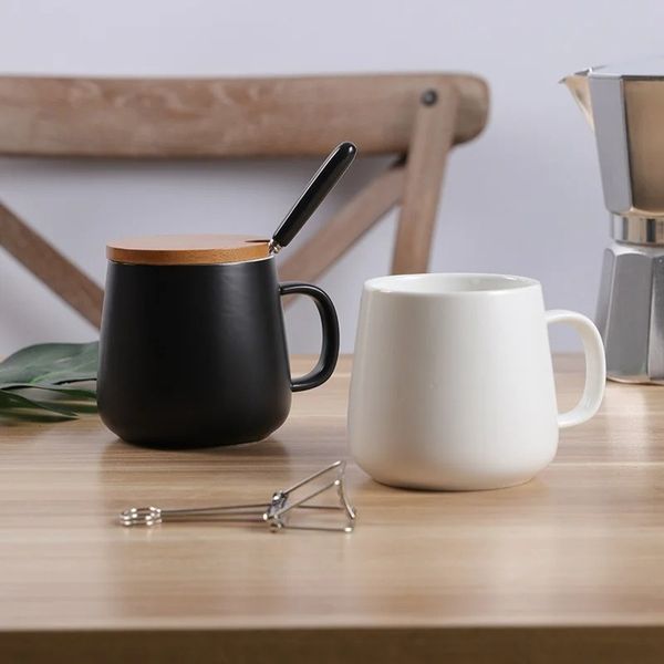 Кружка с большим путем формулирует логотип матовой черно-белой чашкой питья кофейная чашка кофейная чашка сформулировать