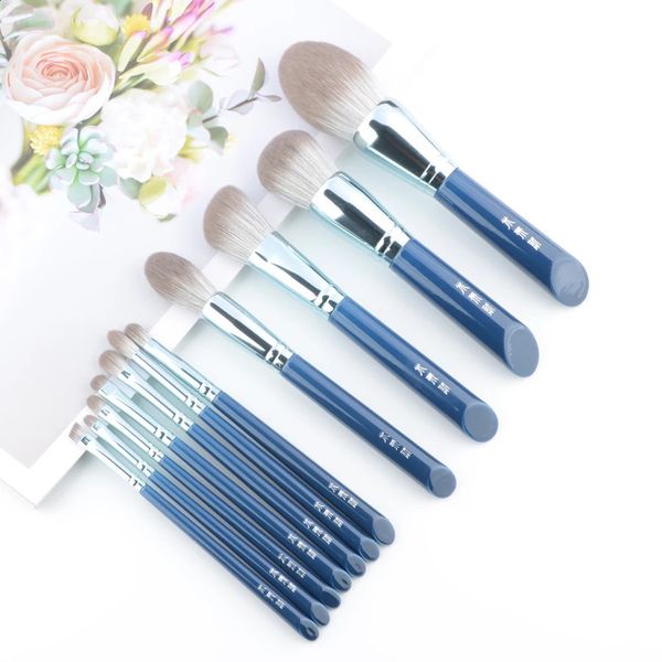 11pcs/set Blue Make -up Pinsel Set Foundation Rougeer Bronzer Bildhauerei Highlighter Lidschatten Augenbrauen Make -up Pinsel graues Haar 240327