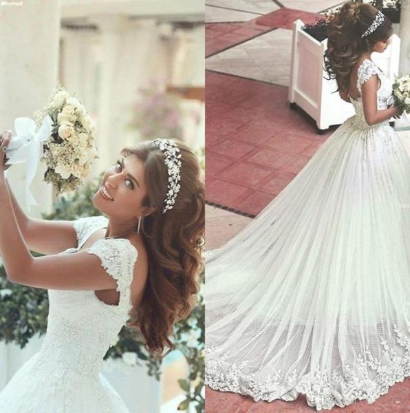 2019 Lace Cap Sleeves Applices Brautkleider Plus Size Sweetheart Perlen Sweep Zug Corsett Rückenbrautkleider sagten Mhamad New A5510202