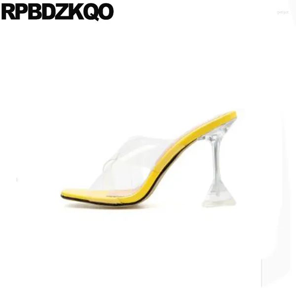 Sapatos de vestido Slippers PVC desliza a moda amarela transparente deslizamento em saltos abertos de toe de tamanho grande mulheres claras bombas sandálias grandes estilete