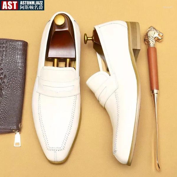 Scarpe eleganti British Trend Mens Felers Designer di pelle genuino di lusso 2024 Summer White Wedding Business Social Man