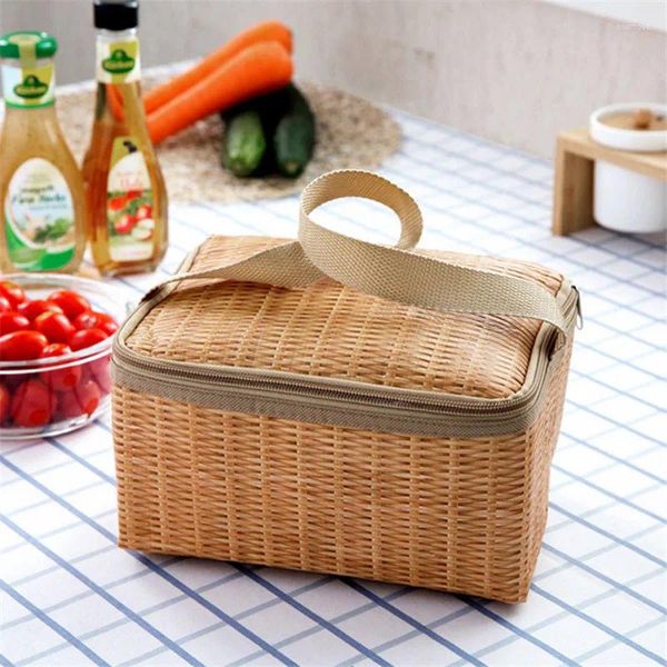 Geschirr tragbares Camping im Freien Camping -Lunchtzack Isoliert Wärmekühler Picknickpaket Imitation Rattan geflochten