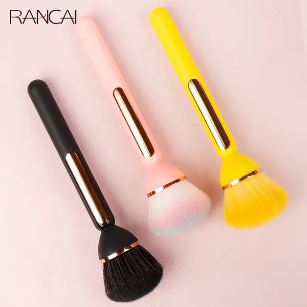 Make -up -Bürsten 1PCS Large Foundation Blush Professional Make -up -Pinsel für Concealer Pulver Rouge Contour Cosmetic Tool